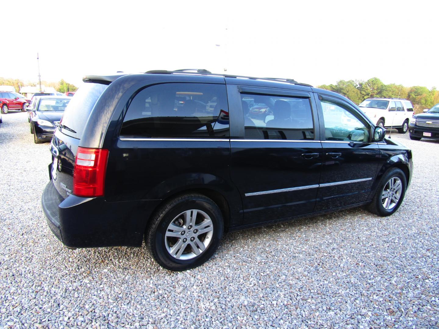 2010 Blue Dodge Grand Caravan SXT (2D4RN5DX9AR) with an 4.0L V6 SOHC 24V engine, Automatic transmission, located at 15016 S Hwy 231, Midland City, AL, 36350, (334) 983-3001, 31.306210, -85.495277 - Photo#8